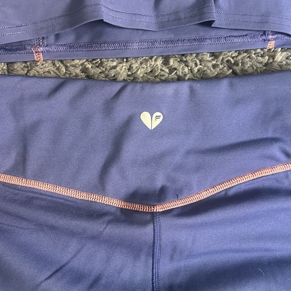 Fabletics Two Piece Set - Picture 7 of 9